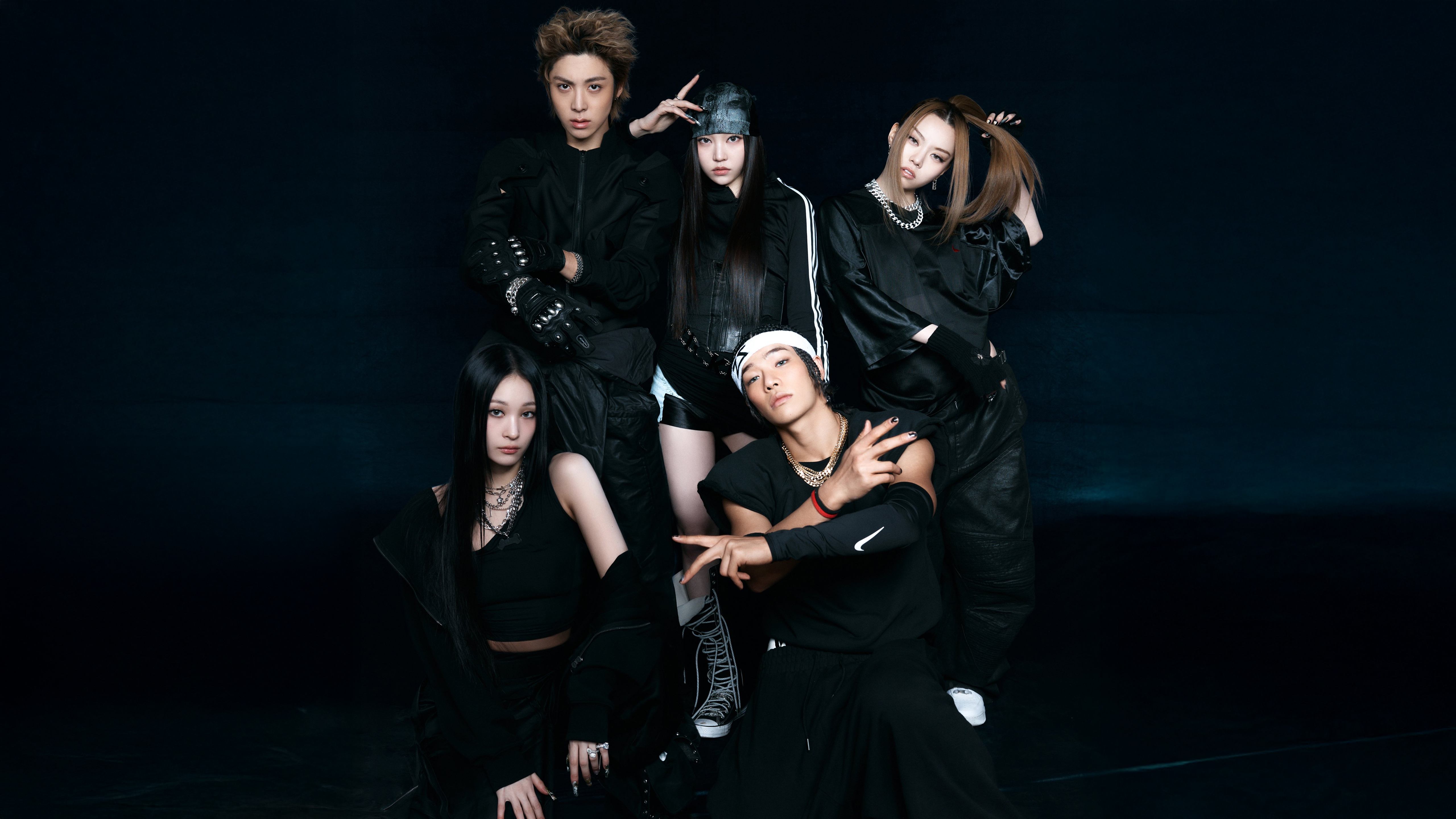 ALLDAY PROJECT, K-Pop-Gruppe, 5K, Dunkler Hintergrund, Youngseo, Annie, Bailey, Tarzzan, Woochan