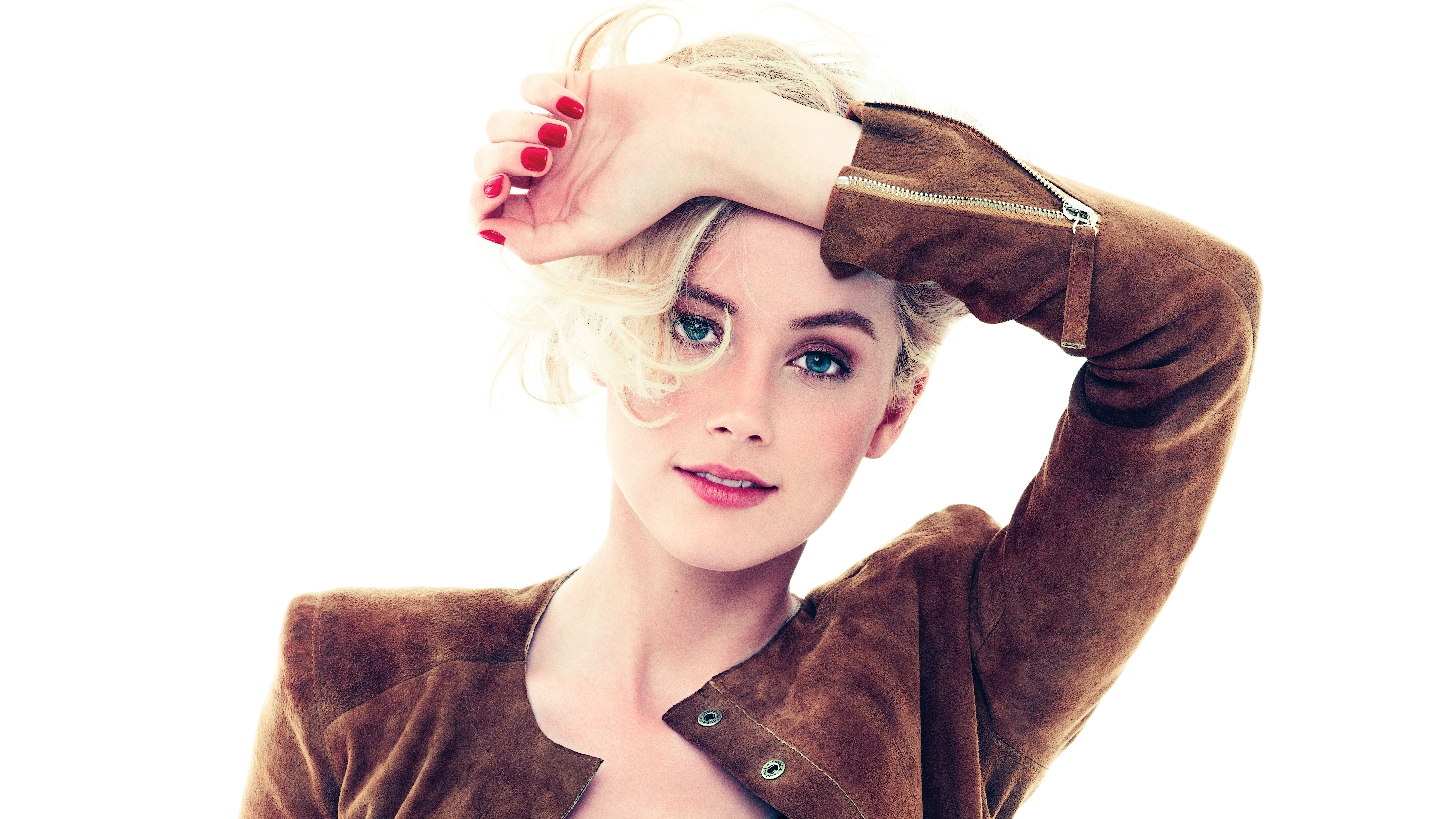 Amber Heard, 5K, amerikanische Schauspielerin, weißer Hintergrund