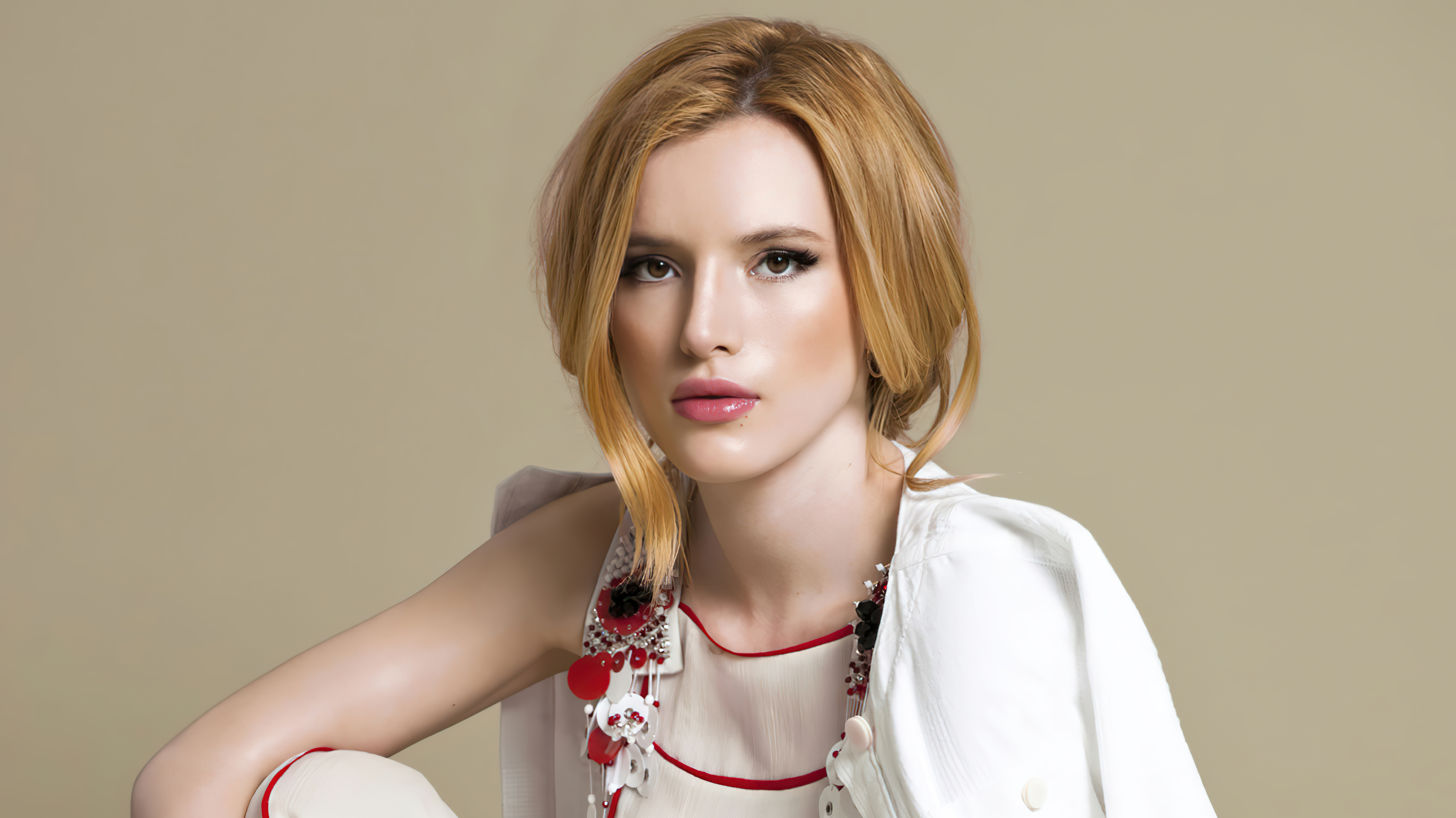Bella Thorne, Wunderschöne Schauspielerin, 5K
