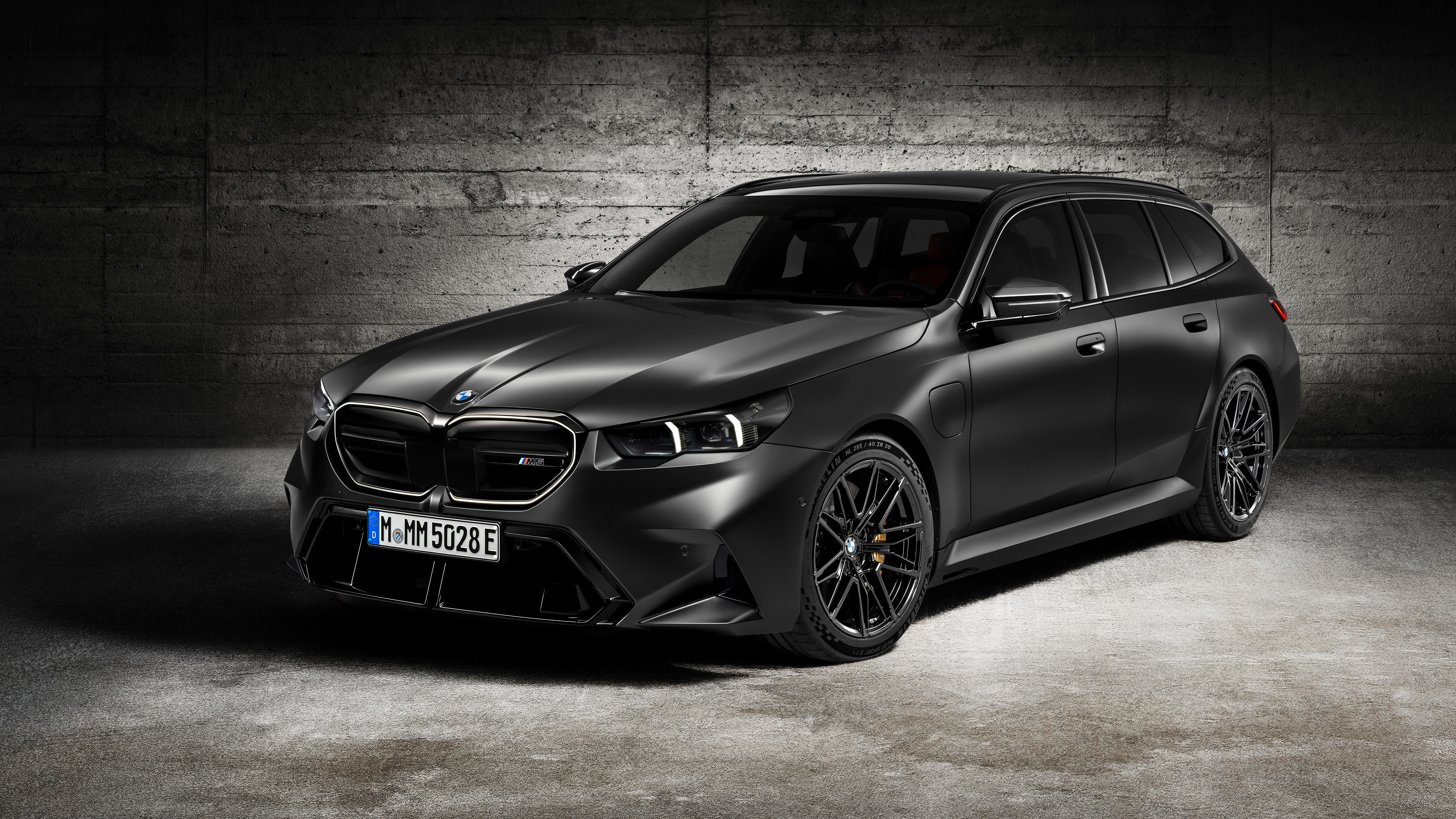 BMW M5, 2024, schwarze Autos, 5K