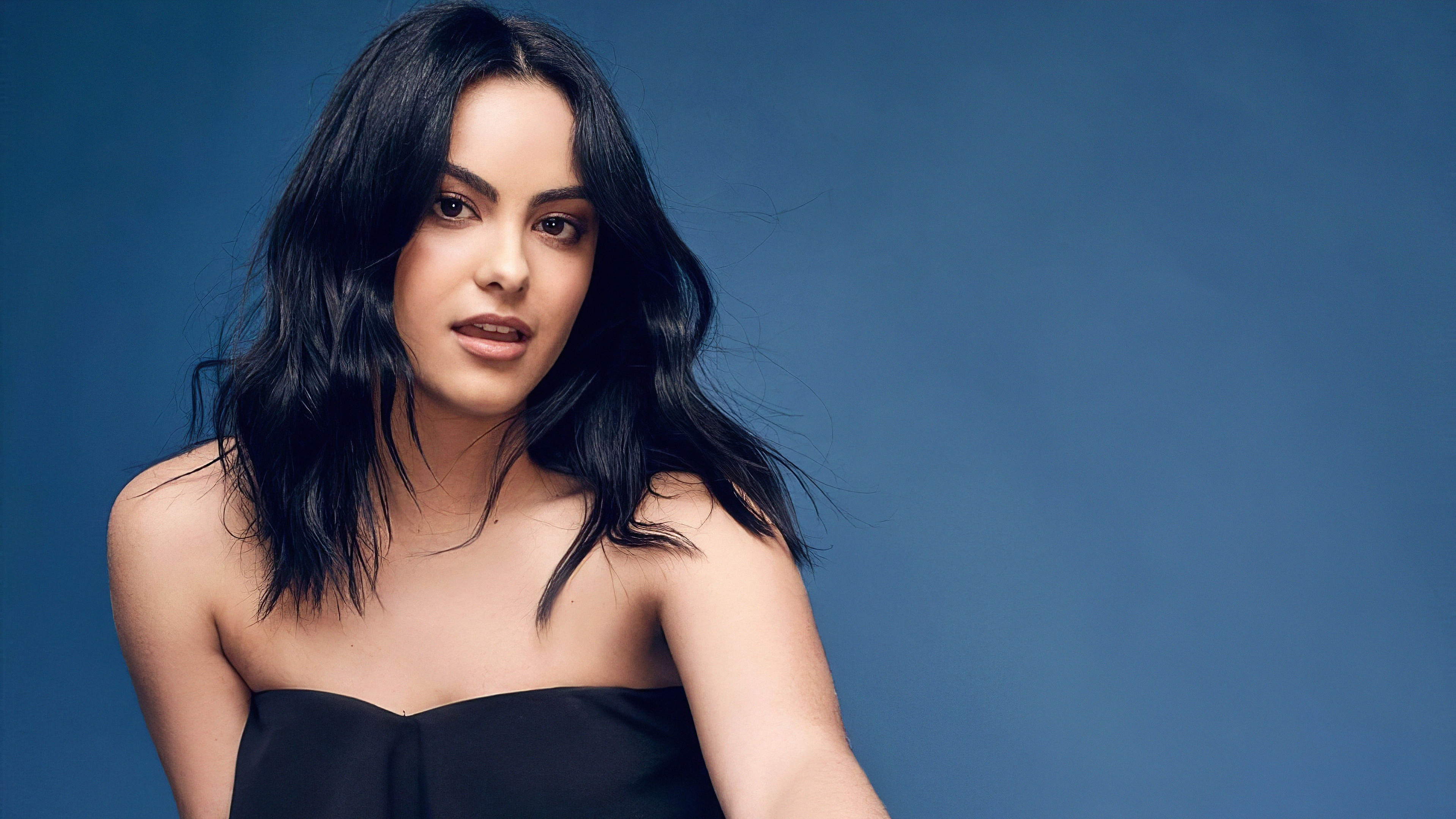 Camila Mendes, Fotoshooting