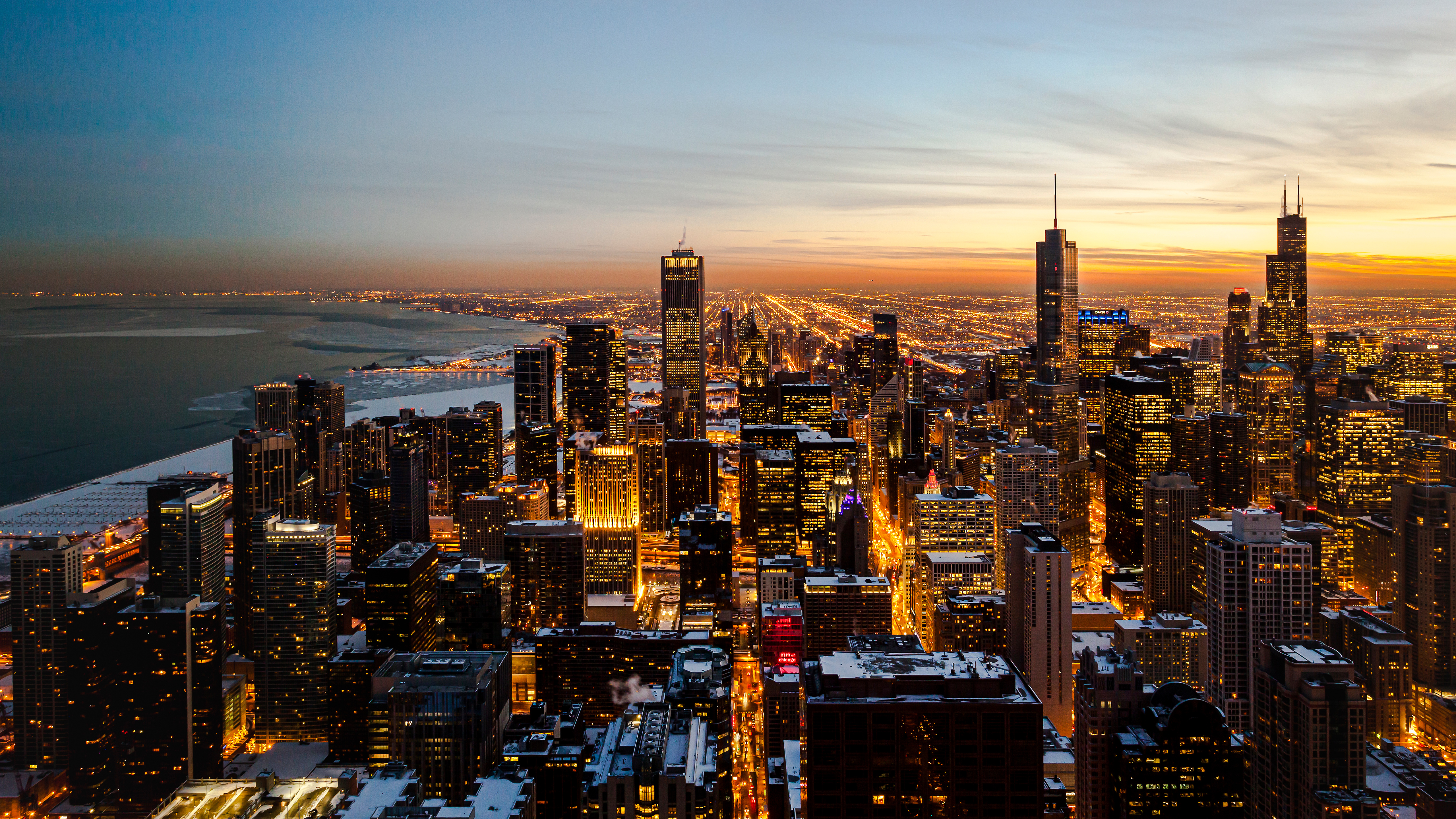 Chicago, Innenstadt, Sonnenuntergang, Skyline, Stadtbild, Dämmerung, Wolkenkratzer, Stadtnacht, Großstadt, Luftaufnahme, Urban, 5K