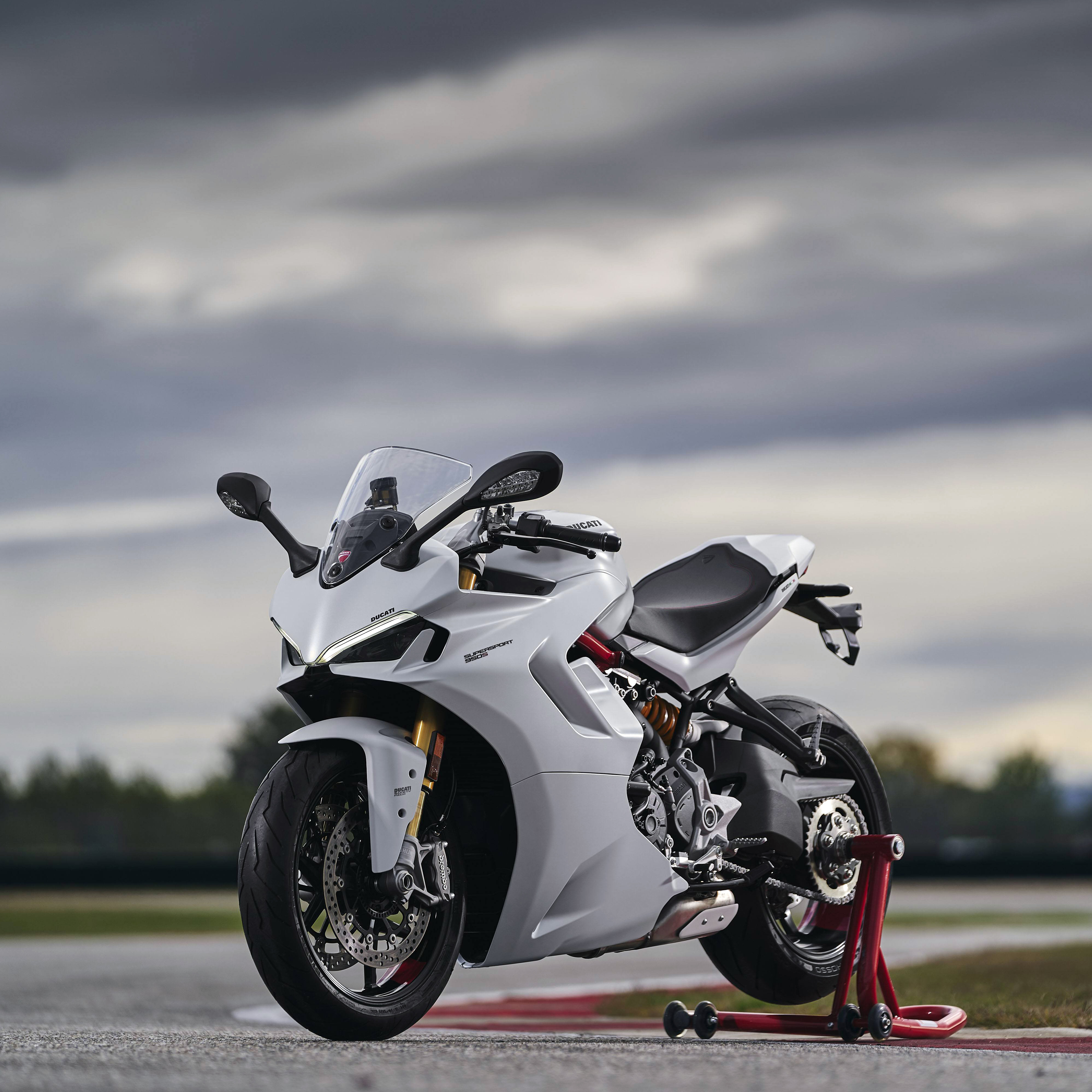 Ducati SuperSport 950, Sportbikes, 2021