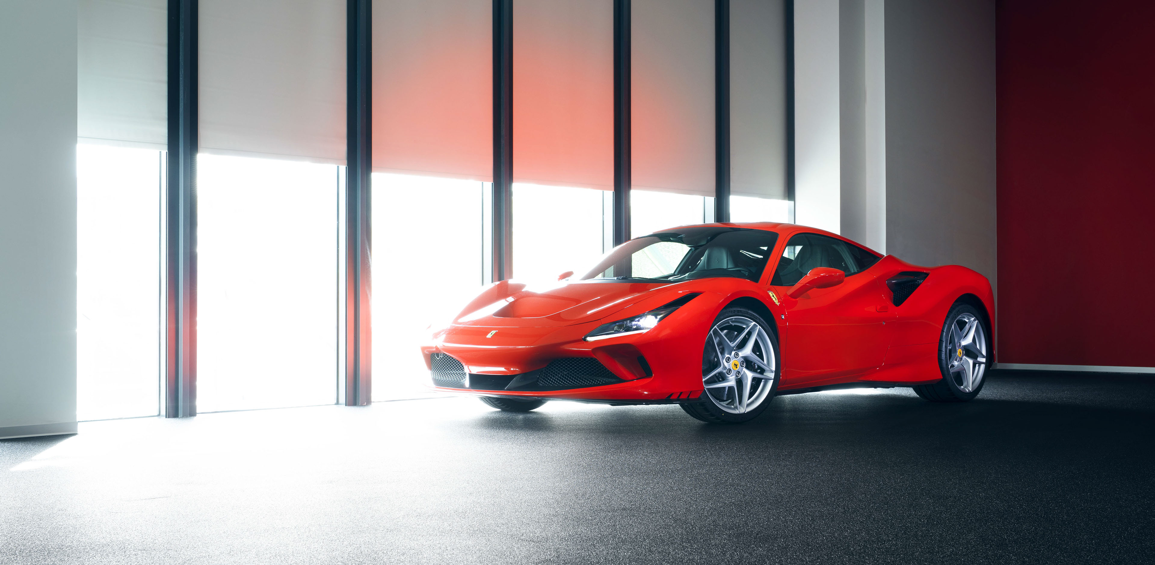 Ferrari F8 Tributo, Sportwagen, Rote Autos