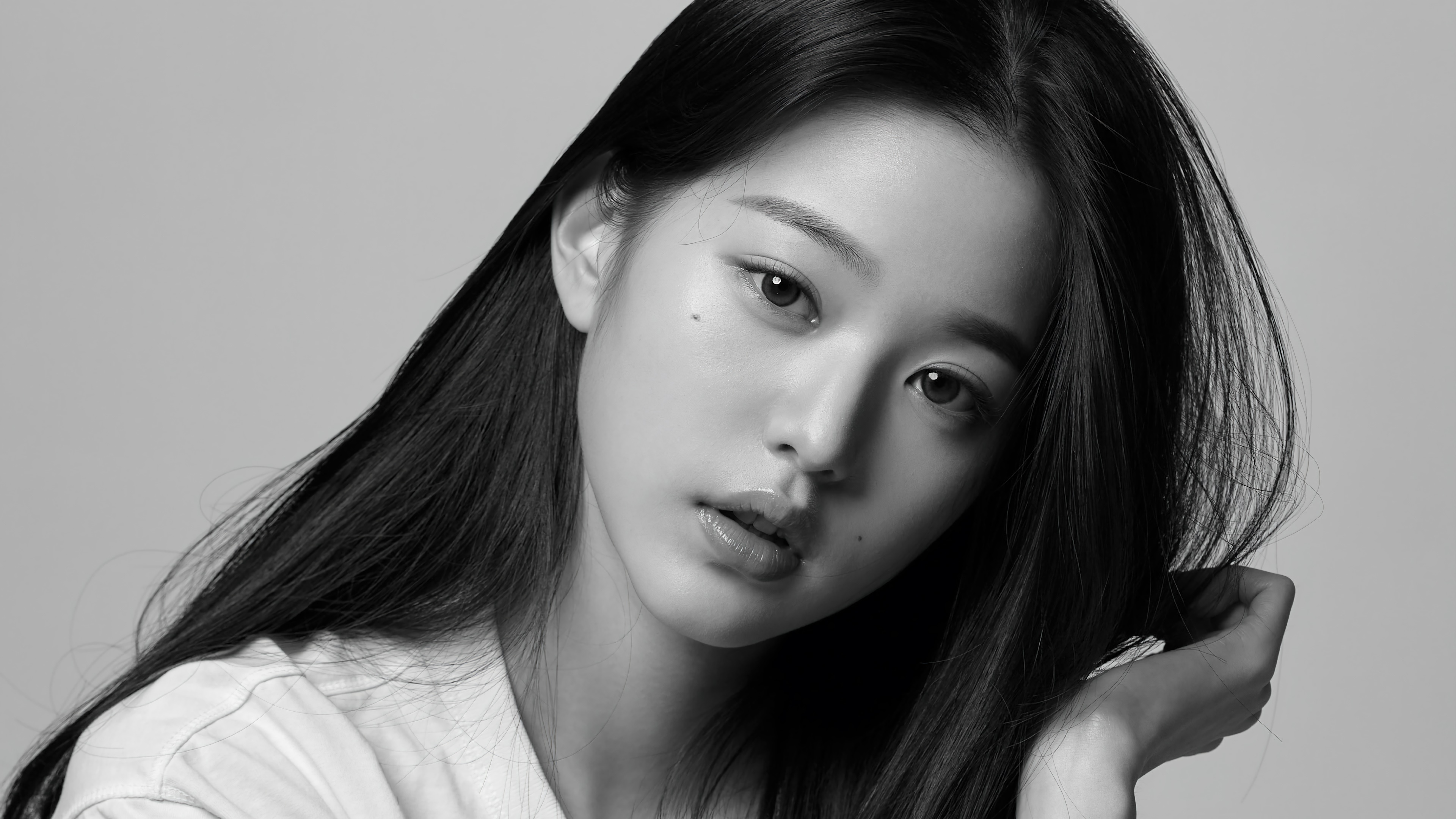 Jang Wonyoung, Monochrom