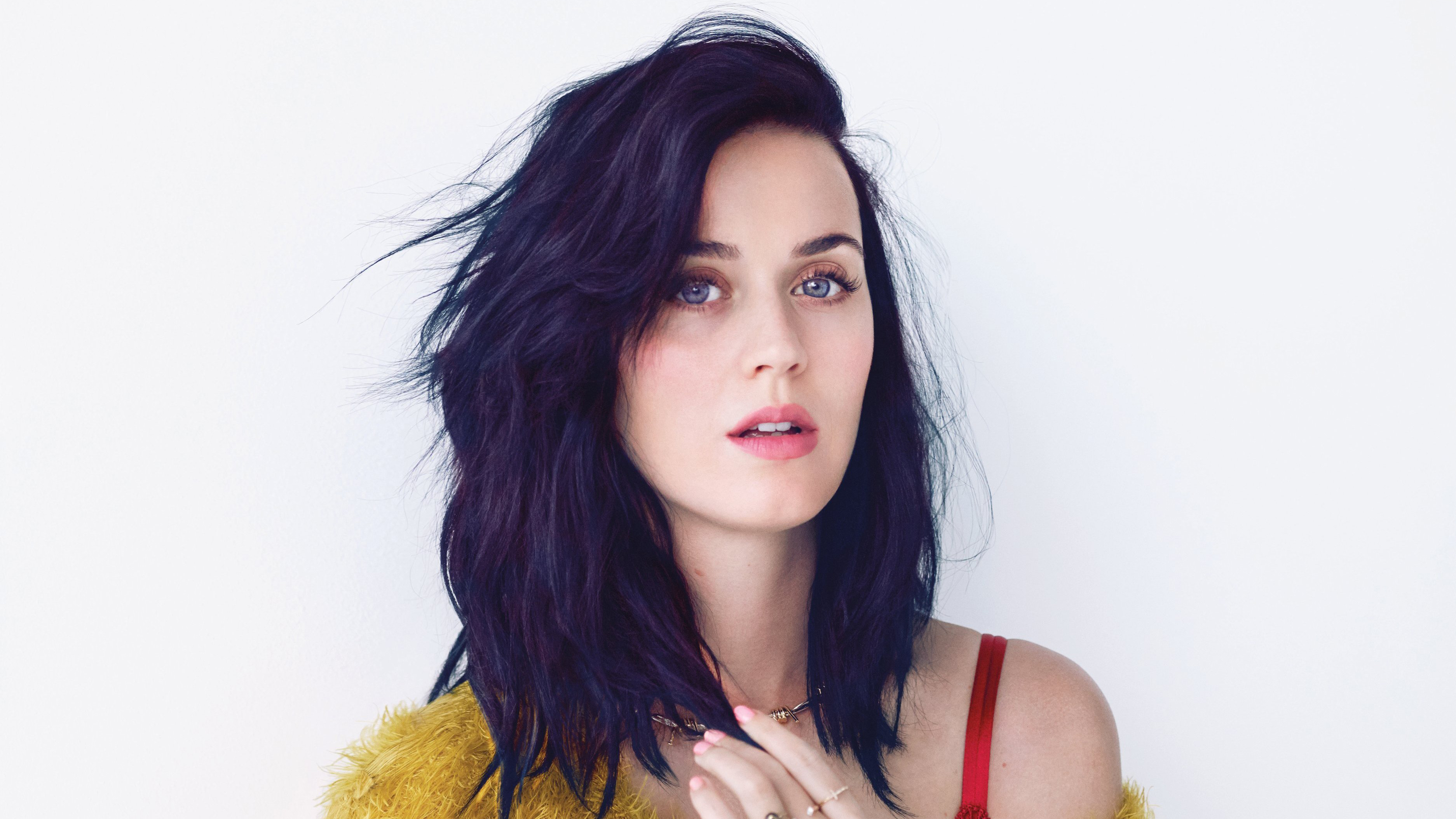 Katy Perry, Porträt, amerikanische Sängerin, Weißer Hintergrund