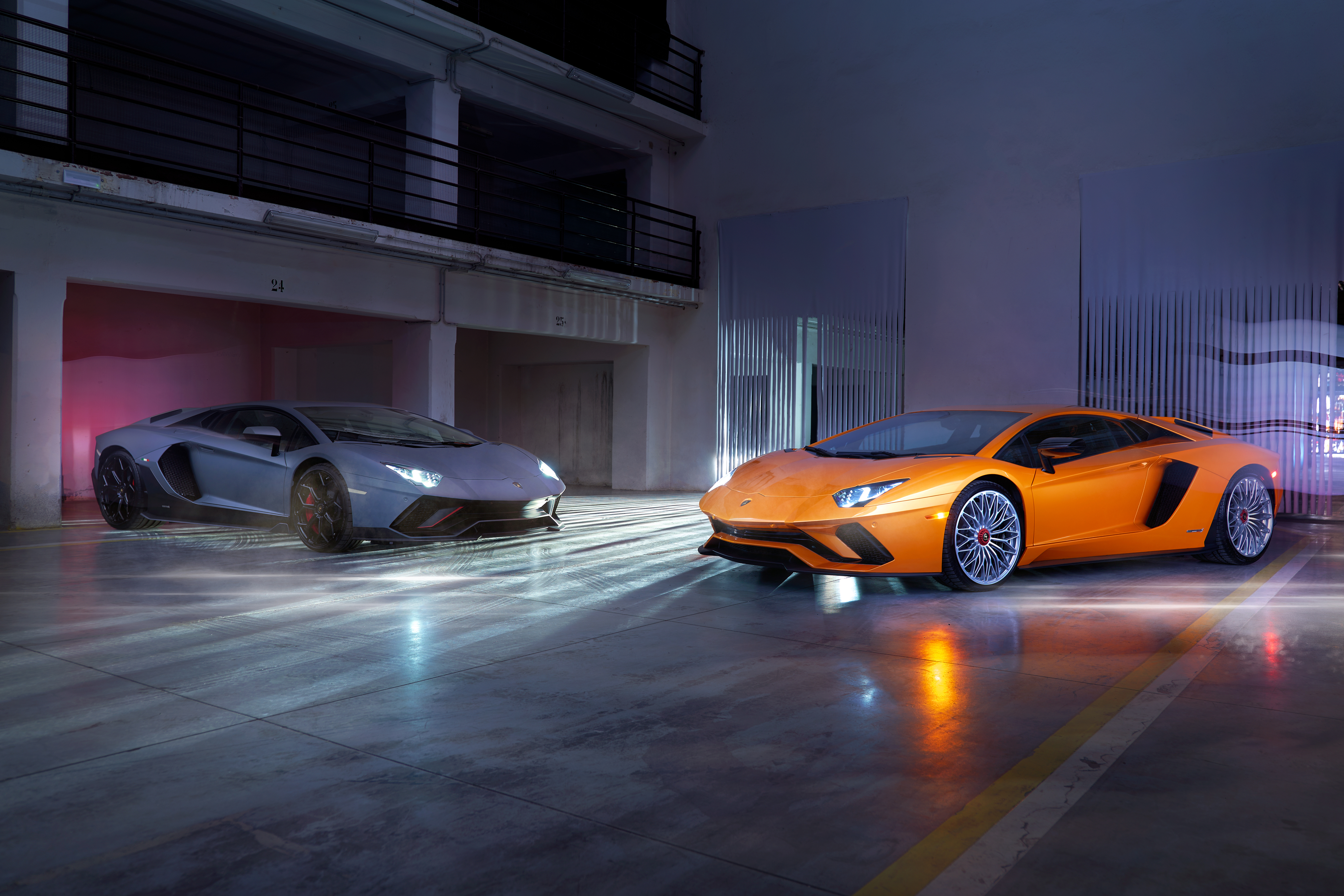 Lamborghini Aventador, Sportwagen