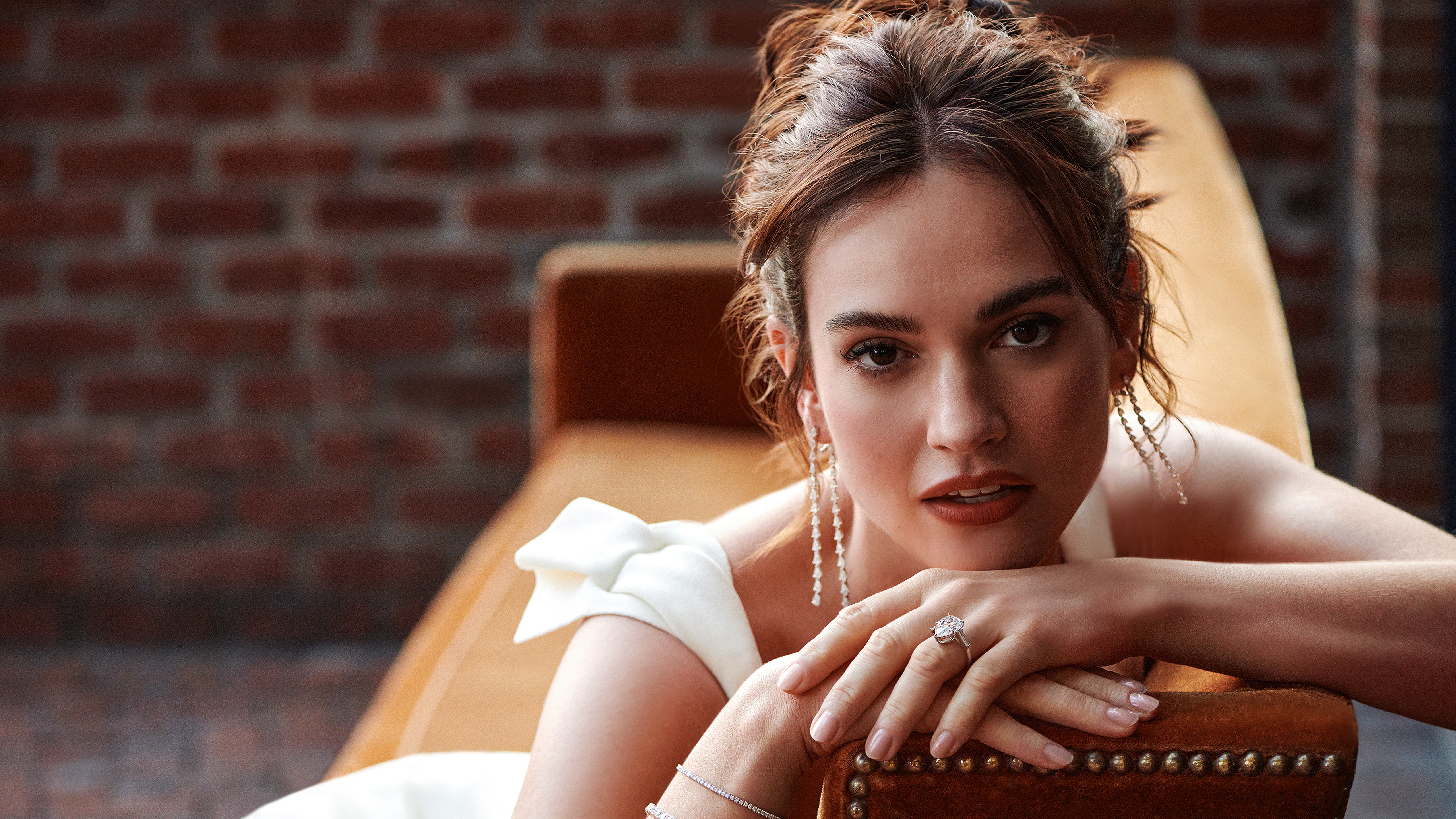 Lily James, Nahaufnahme, 5K, Porträt