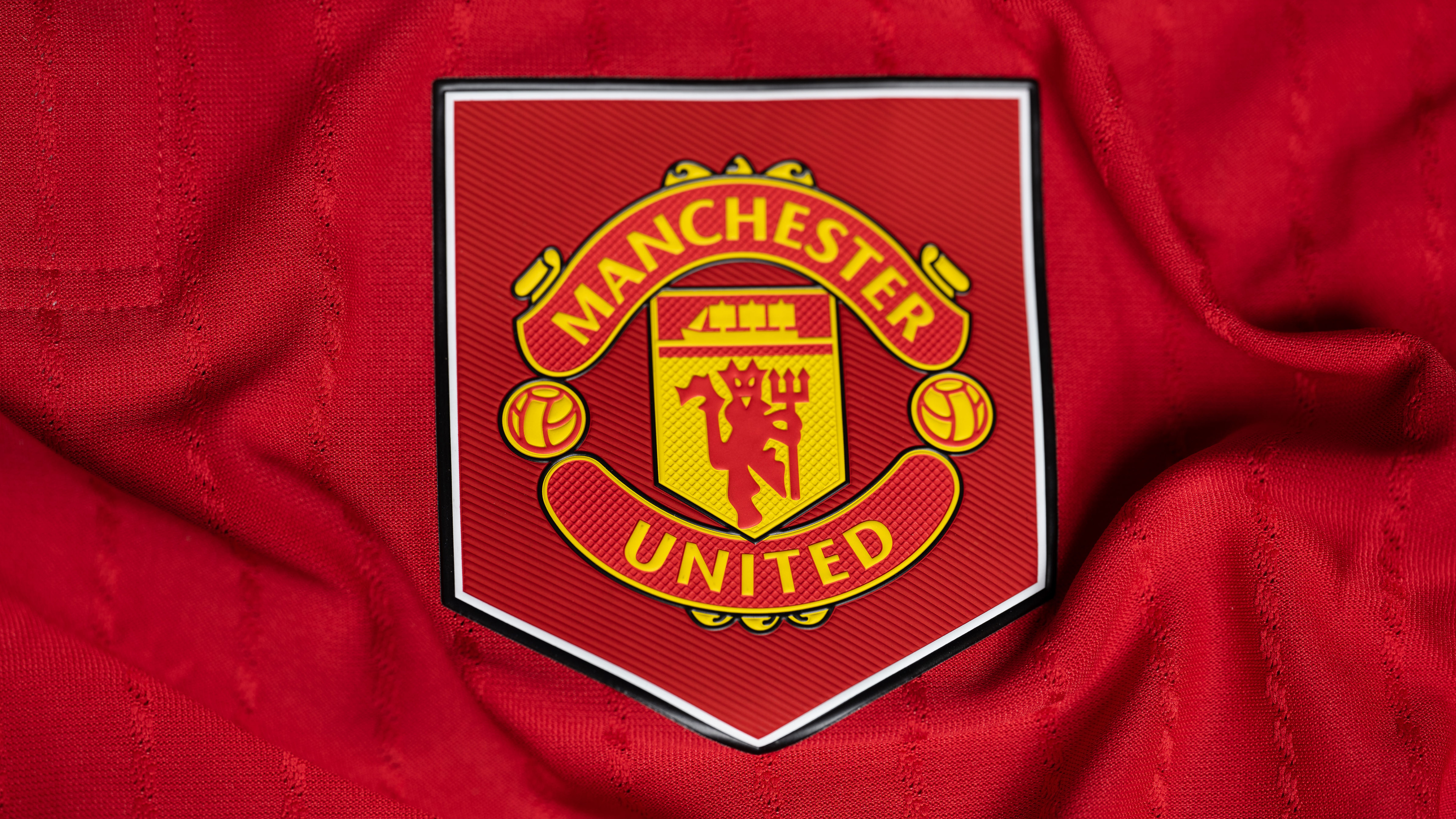 Manchester United, 5K, Fußballverein, Roter Hintergrund, Logo