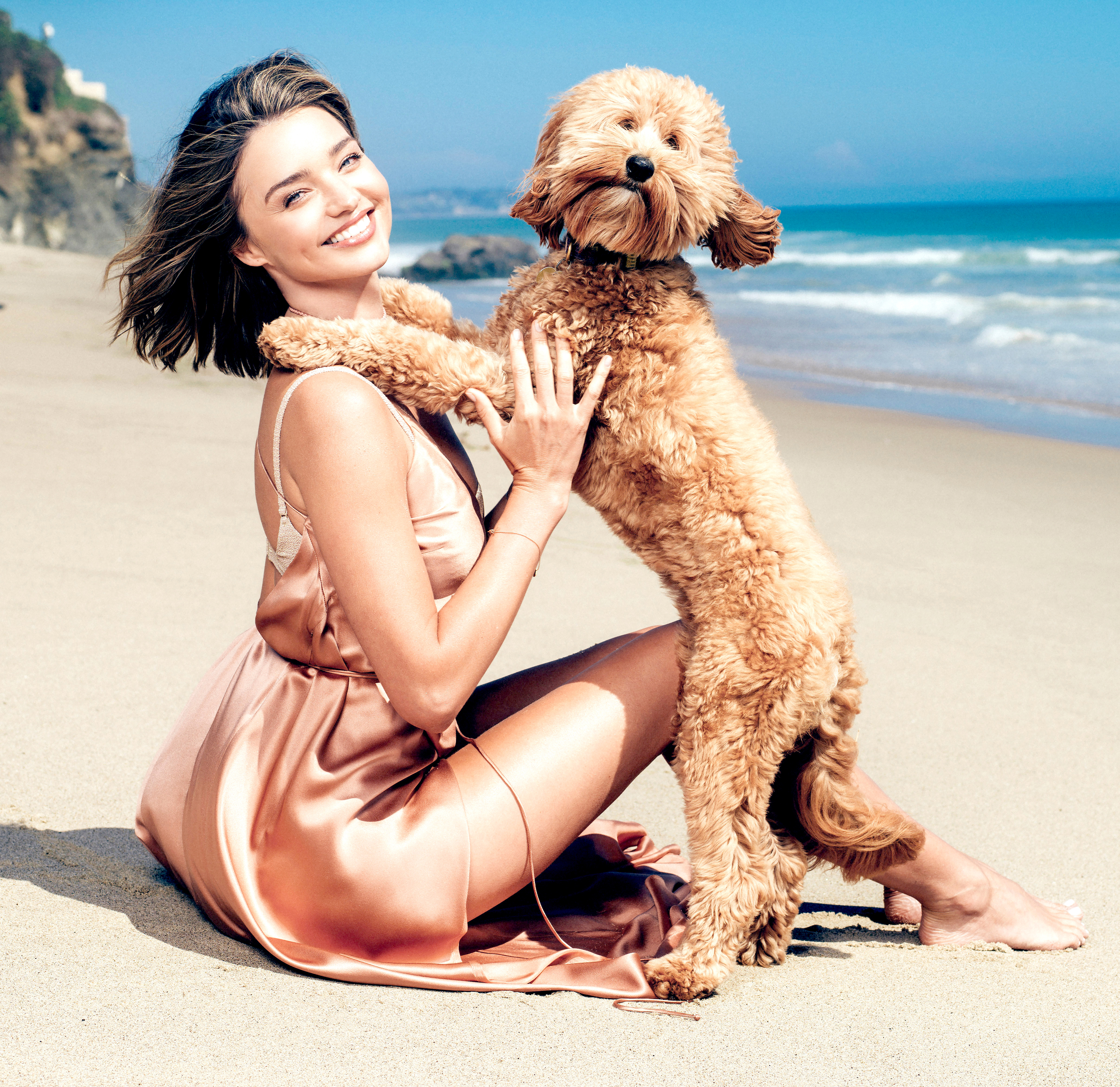 Miranda Kerr, Haushund, Strand, Fotoshooting