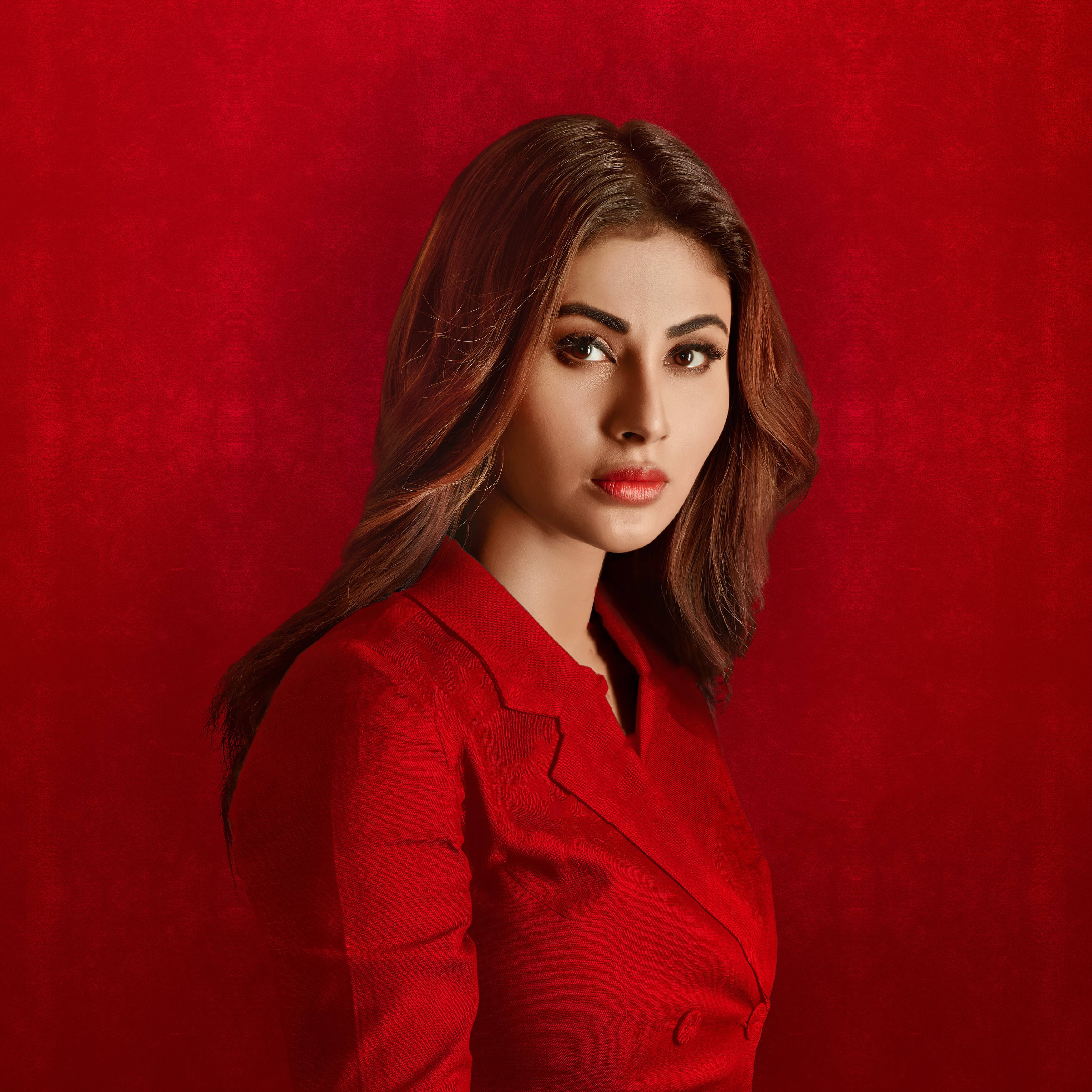 Mouni Roy, Indische Schauspielerin, Porträt, Schöne Schauspielerin