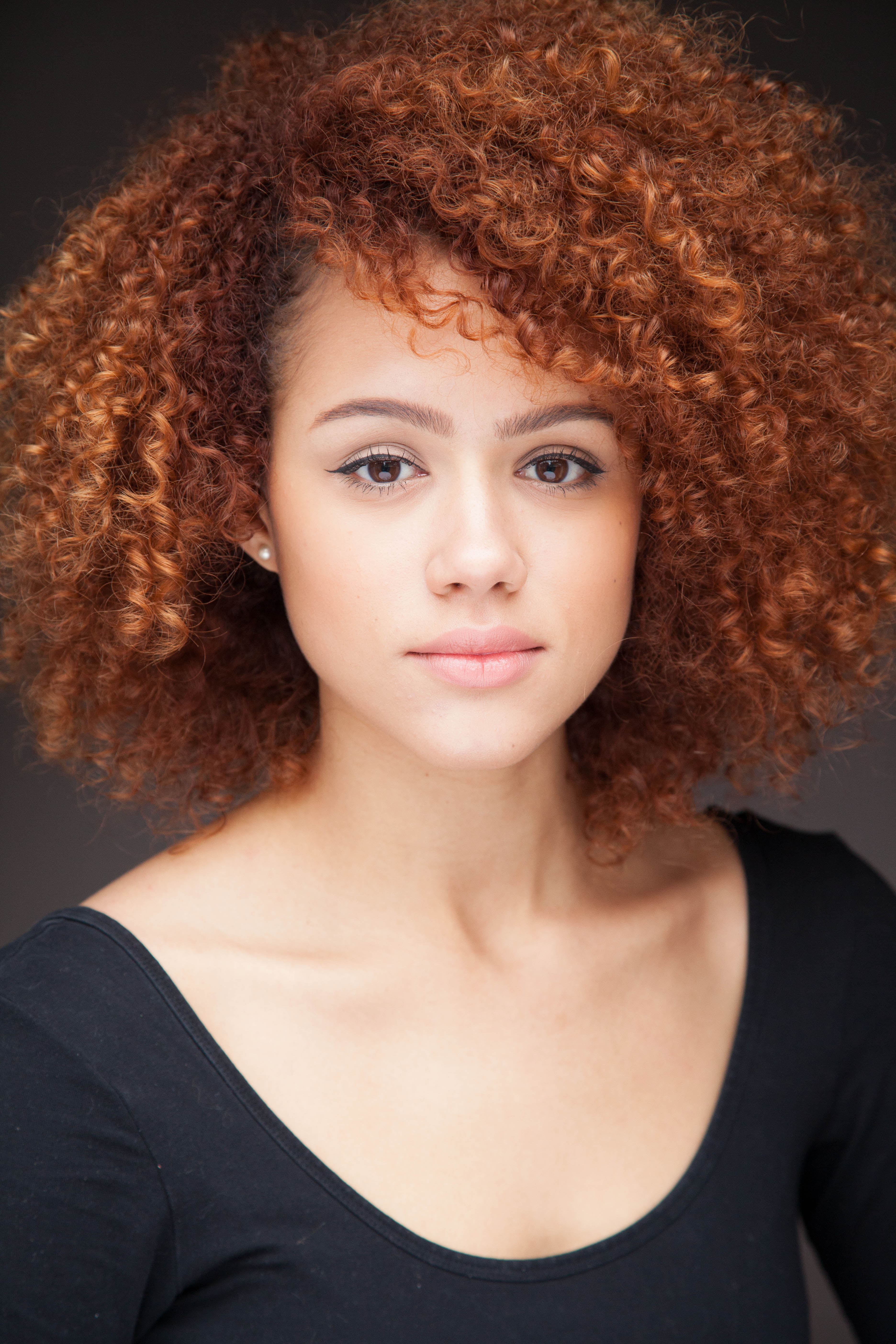 Nathalie Emmanuel, Nahaufnahme, Porträt, Britische Schauspielerin, Hollywood, Wunderschöne Schauspielerin