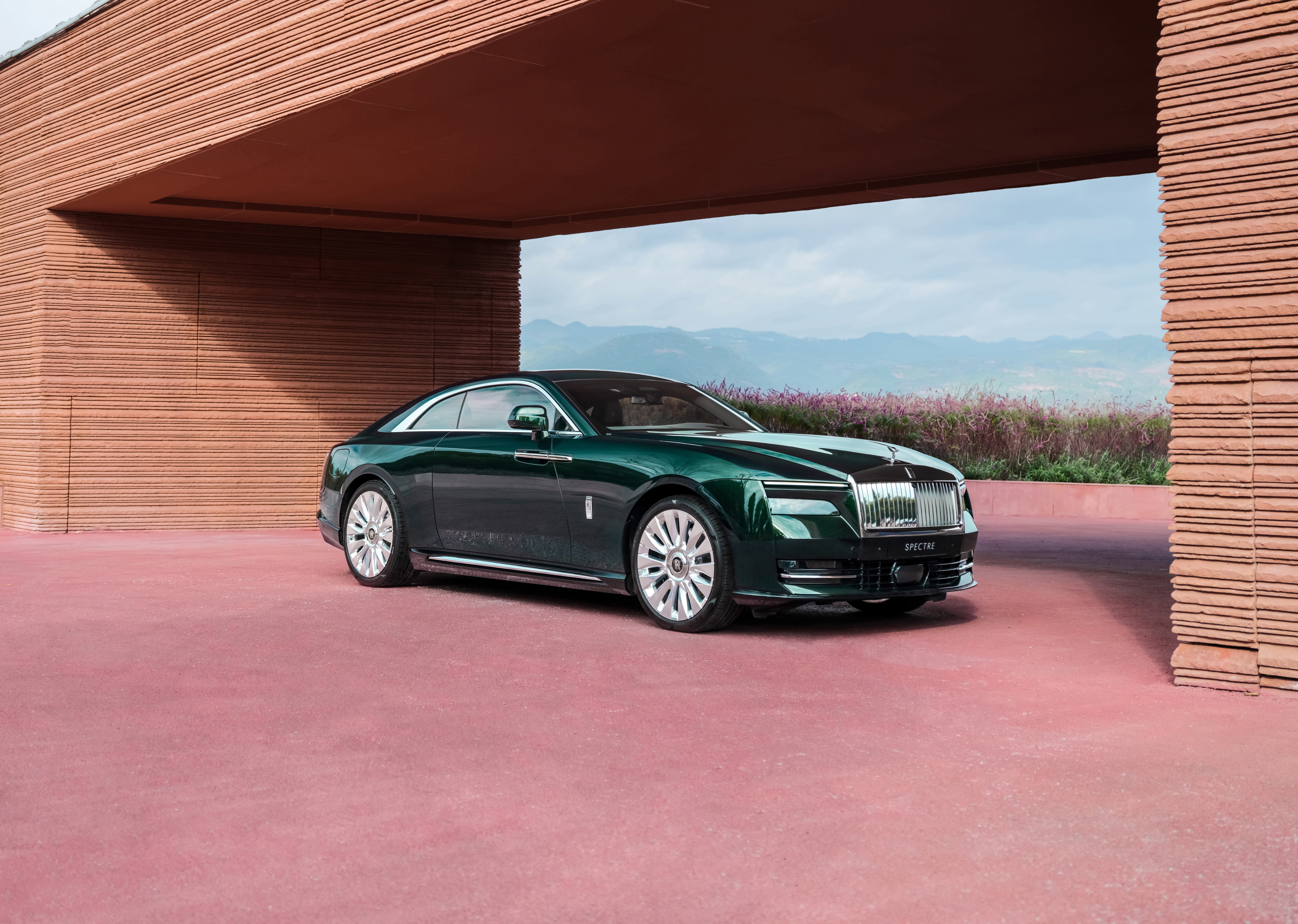 Rolls-Royce Spectre, Smaragdgrün, 5K