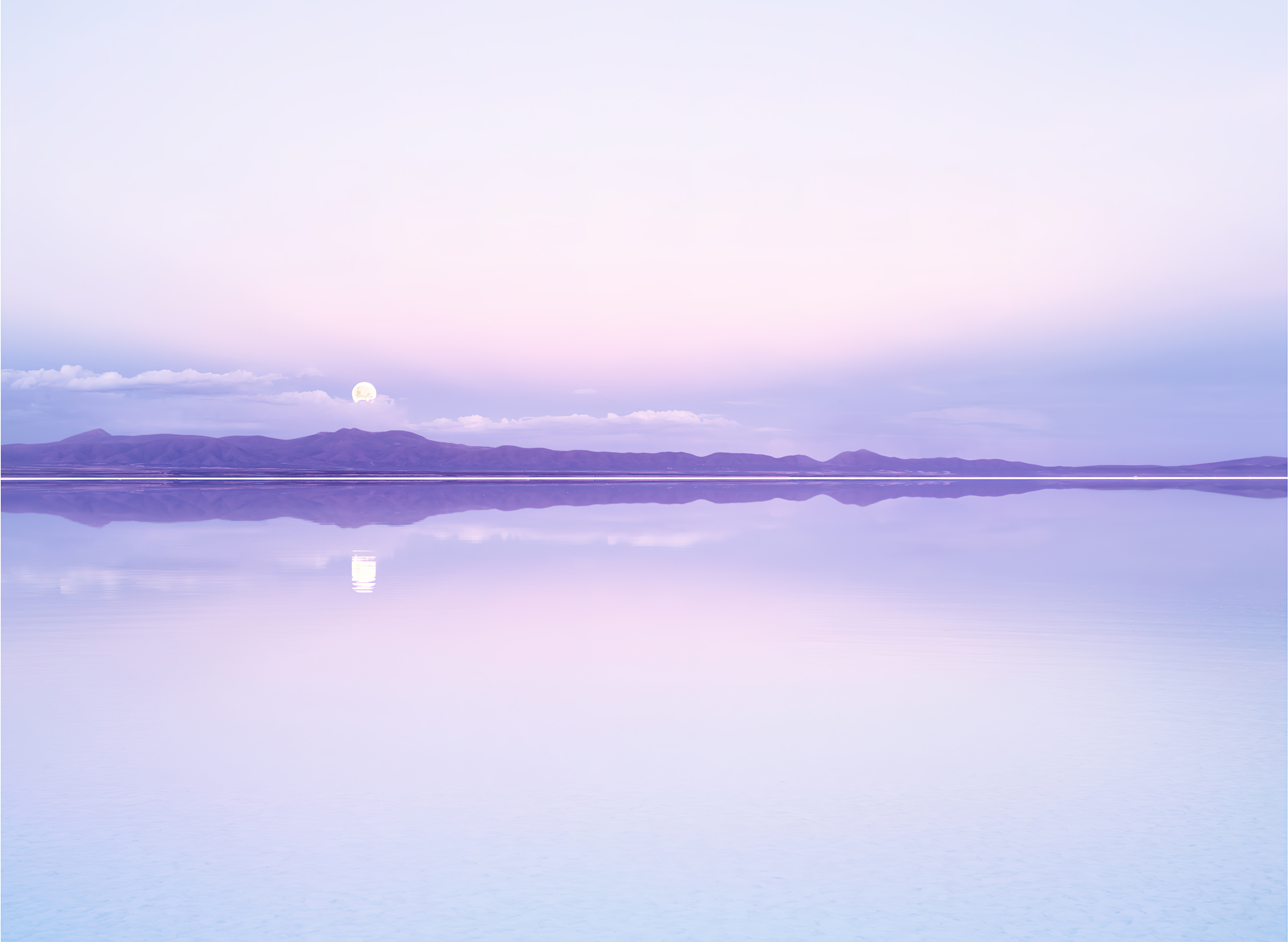 Vollmond, violette Ästhetik, See, ruhig, Spiegelung, Berge