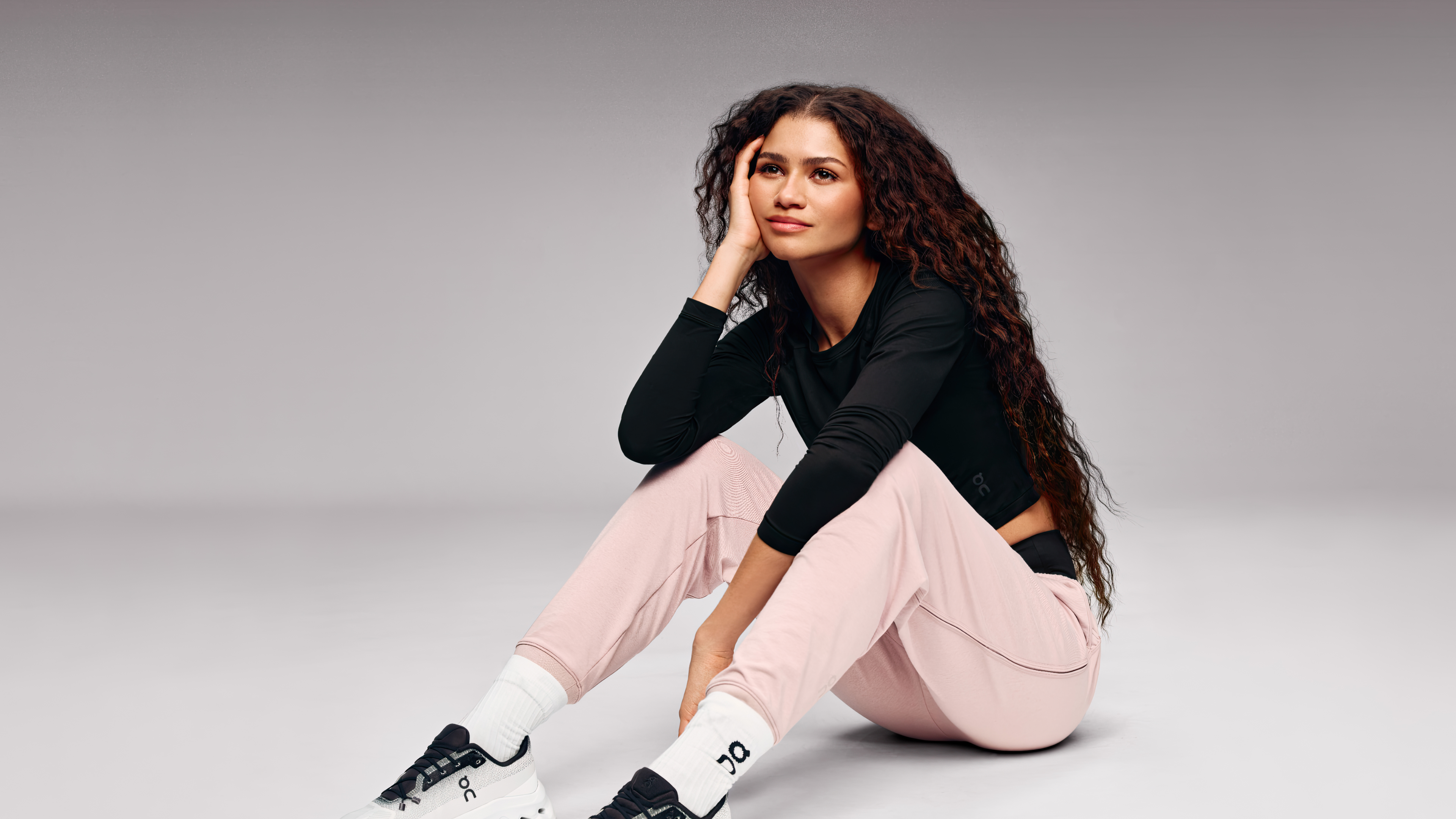 Zendaya, Lächeln, 2024, amerikanische Schauspielerin